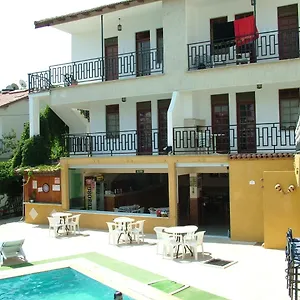 gultepe-apartments.kusadasihotels.org/